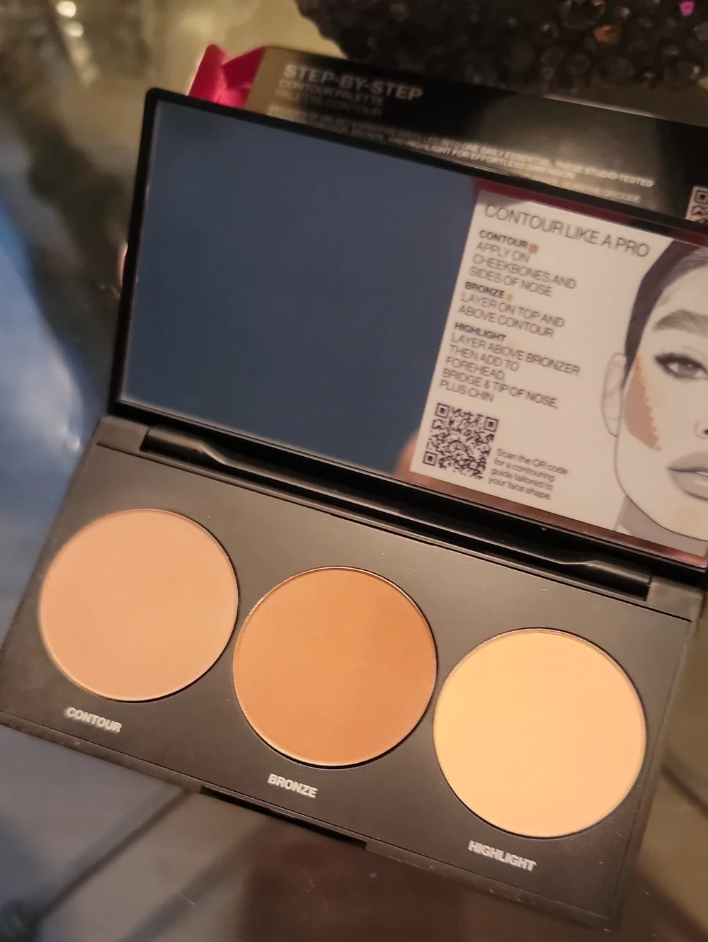 Smashbox Step By Step Contour Palette. Brand New. Light/medium.